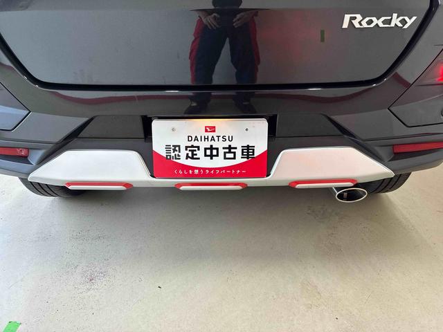 ロッキープレミアムG4WD スマアシ(衝突安全防止機能)純正ナビ/ドラレコ 全周囲カメラ TVコントロールキット キーフリー オートエアコン/ライト LEDヘッド/フォグランプ クルーズコントロール リヤフォグランプ(秋田県)の中古車