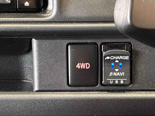 ハイゼットカーゴデッキバンG SAIIIパートタイム4WD スマアシIII(衝突安全防止機能) 純正ナビ/ドラレコ バックカメラ TVコントロールキット 両側スライドドア キーレス オートライト LEDヘッド/フォグランプ パワーウィンドウ(秋田県)の中古車