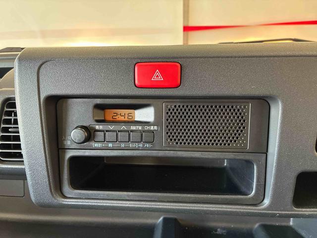 ハイゼットトラックスタンダードパートタイム4WD 5速マニュアル 純正AMFMチューナー マニュアルエアコン ハロゲンヘッドランプ 運転席エアバッグ リヤ4枚リーフスプリング(秋田県)の中古車