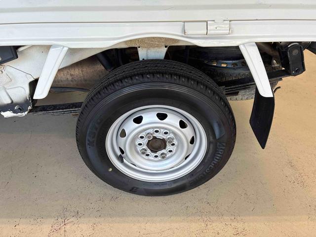 ハイゼットトラックスタンダードパートタイム4WD 5速マニュアル 純正AMFMチューナー マニュアルエアコン ハロゲンヘッドランプ 運転席エアバッグ リヤ4枚リーフスプリング(秋田県)の中古車