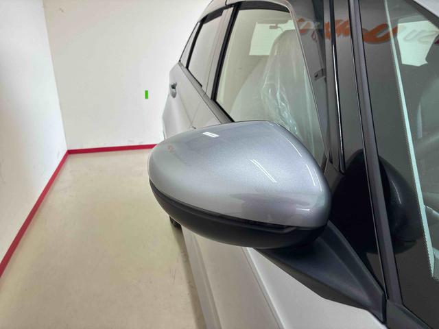 フィットｅ：ＨＥＶベーシック４ＷＤ　衝突安全防止機能　ナビ　バックカメラ　クルーズコントロール　オートエアコン／ライト　ＬＥＤヘッド／フォグランプ　ドラレコ（前後）　サイドカーテンエアバッグ　チルトステアリング　シートリフター（秋田県）の中古車