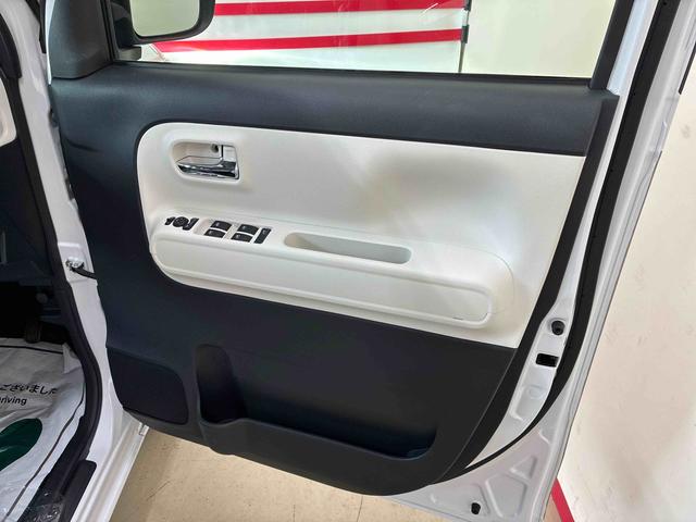 ムーヴキャンバスストライプスG4WD スマアシ(衝突安全防止機能) 両側パワースライドドア オートエアコン/ライト/電動格納式ドアミラー LEDヘッド/フォグランプ バックカメラ キーフリー チルトステアリング シートリフター(秋田県)の中古車