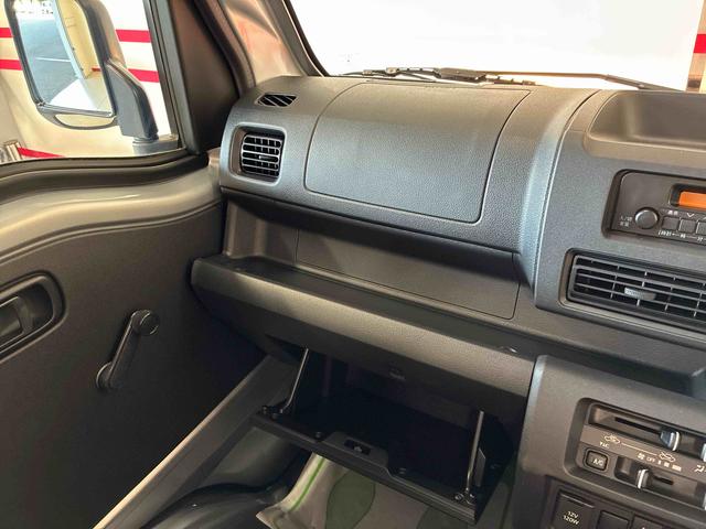 ハイゼットトラックスタンダード　農用スペシャルパートタイム４ＷＤ　スマアシ（衝突安全防止機能）　純正ＡＭＦＭチューナー　マニュアルエアコン　オートライト　ハロゲンヘッドランプ　荷台灯　リヤ４枚リーフスプリング　デュアルエアバッグ　コーナーセンサー（秋田県）の中古車