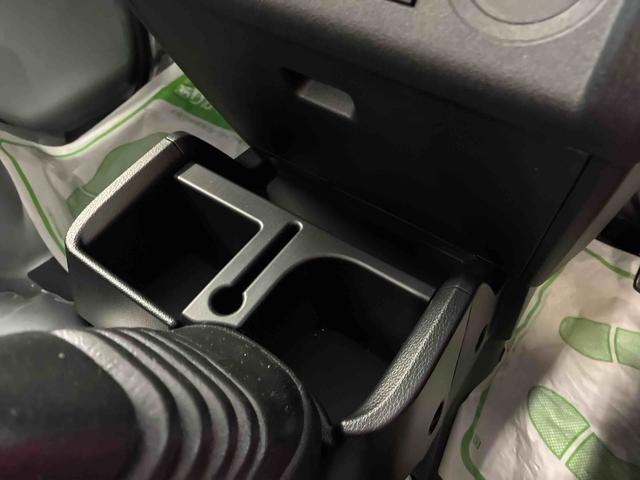 ハイゼットトラックスタンダード　農用スペシャルパートタイム４ＷＤ　スマアシ（衝突安全防止機能）　純正ＡＭＦＭチューナー　マニュアルエアコン　オートライト　ハロゲンヘッドランプ　荷台灯　リヤ４枚リーフスプリング　デュアルエアバッグ　コーナーセンサー（秋田県）の中古車
