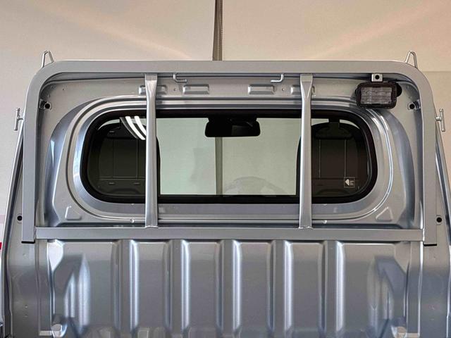 ハイゼットトラックスタンダード　農用スペシャルパートタイム４ＷＤ　スマアシ（衝突安全防止機能）　純正ＡＭＦＭチューナー　マニュアルエアコン　オートライト　ハロゲンヘッドランプ　荷台灯　リヤ４枚リーフスプリング　デュアルエアバッグ　コーナーセンサー（秋田県）の中古車