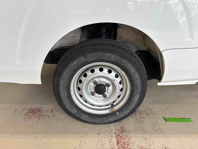 ハイゼットトラックスタンダードパートタイム４ＷＤ　５速マニュアル　純正ＡＭＦＭチューナー　マニュアルエアコン　リヤ４枚リーフスプリング　ハロゲンヘッドランプ　ストロング防錆パック（秋田県）の中古車