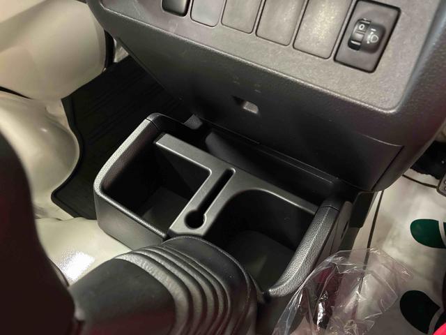 ハイゼットトラックスタンダードパートタイム４ＷＤ　５速マニュアル　純正ＡＭＦＭチューナー　マニュアルエアコン　リヤ４枚リーフスプリング　ハロゲンヘッドランプ　ストロング防錆パック（秋田県）の中古車