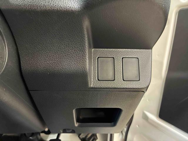 ハイゼットトラックスタンダードパートタイム４ＷＤ　５速マニュアル　純正ＡＭＦＭチューナー　マニュアルエアコン　リヤ４枚リーフスプリング　ハロゲンヘッドランプ　ストロング防錆パック（秋田県）の中古車
