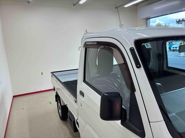 ハイゼットトラックスタンダードパートタイム４ＷＤ　５速マニュアル　純正ＡＭＦＭチューナー　マニュアルエアコン　リヤ４枚リーフスプリング　ハロゲンヘッドランプ　ストロング防錆パック（秋田県）の中古車