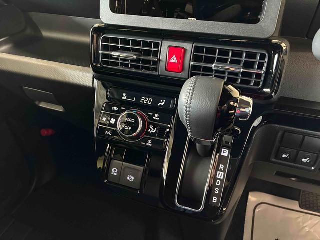 タントカスタムＲＳ４ＷＤ　ターボ　スマアシ（衝突安全防止機能）　バックカメラ　両側パワースライドドア　オートエアコン／ライト　ＬＥＤヘッド／フォグランプ　チルトステアリング　シートリフター　前席シートヒーター（秋田県）の中古車