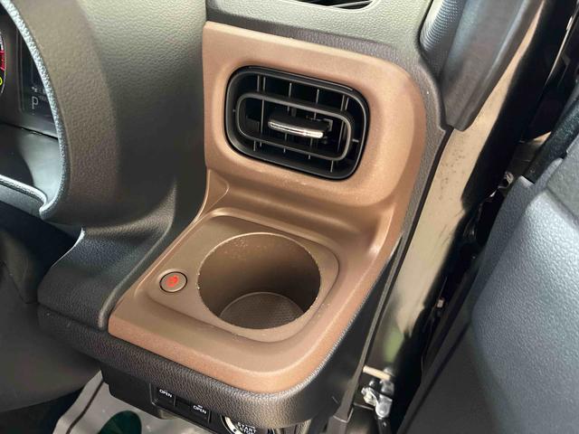 ムーヴキャンバスセオリーG eco IDLE非装着車4WD スマアシ(衝突安全防止機能) バックカメラ 両側パワースライドドア オートエアコン/ライト LEDヘッド/フォグランプ ホッとカップホルダー チルトステアリング シートリフター(秋田県)の中古車