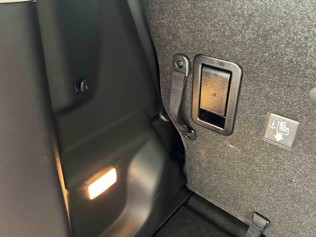 ルーミーカスタムG4WD スマアシ(衝突安全防止機能) ディスプレイオーディオ バックカメラ ドラレコ ETC クルーズコントロール 両側パワースライドドア オートエアコン/ライト LEDヘッド/フォグランプ(秋田県)の中古車