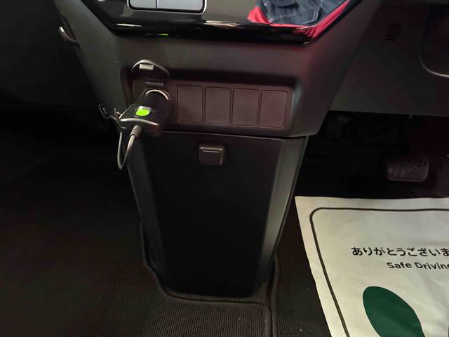 ルーミーカスタムＧ４ＷＤ　スマアシ（衝突安全防止機能）　ディスプレイオーディオ　　バックカメラ　ドラレコ　ＥＴＣ　クルーズコントロール　両側パワースライドドア　オートエアコン／ライト　ＬＥＤヘッド／フォグランプ（秋田県）の中古車