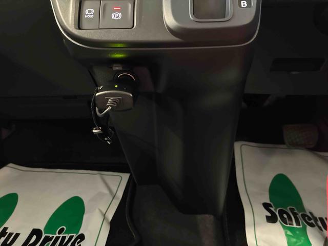 タントＸ４ＷＤ　スマアシ（衝突安全防止機能）　バックカメラ　片側パワースライドドア　キーフリー　オートエアコン／ライト／電動格納式ドアミラー　ＬＥＤヘッドランプ　チルトステアリング　シートリフター（秋田県）の中古車
