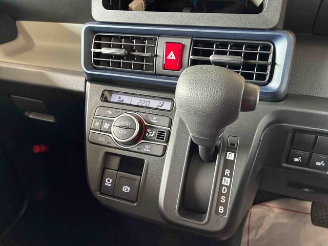 タントＸ４ＷＤ　スマアシ（衝突安全防止機能）　バックカメラ　片側パワースライドドア　オートエアコン／ライト／電動格納式ドアミラー　ＬＥＤヘッドランプ　チルトステアリング　シートリフター　前席シートヒーター（秋田県）の中古車