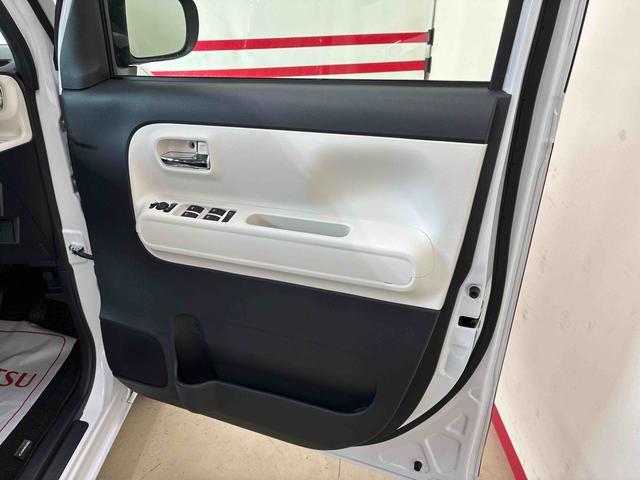 ムーヴキャンバスストライプスＧ４ＷＤ　スマアシ（衝突安全防止機能）　バックカメラ　両側パワースライドドア　オートエアコン／ライト／電動格納式ドアミラー　ＬＥＤヘッド／フォグランプ　チルトステアリング　シートリフター（秋田県）の中古車