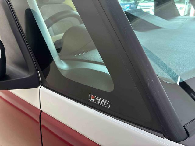 ムーヴキャンバスストライプスＧ４ＷＤ　スマアシ（衝突安全防止機能）　バックカメラ　両側パワースライドドア　オートエアコン／ライト／電動格納式ドアミラー　ＬＥＤヘッド／フォグランプ　チルトステアリング　シートリフター（秋田県）の中古車