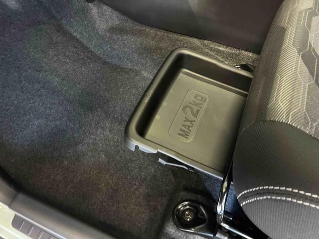 タフトG クロムベンチャー4WD スマアシ(衝突安全防止機能) キーフリー オートエアコン/ライト LEDヘッド/フォグランプ バックカメラ クルーズコントロール チルトステアリング シートリフター 前席シートヒーター(秋田県)の中古車