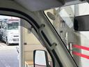 パートタイム４ＷＤ　５速マニュアル　ＡＭ／ＦＭラジオ　ハロゲンヘッドランプ　パワーステアリング　運転席エアバッグ　リヤ３枚リーフスプリング（秋田県）の中古車
