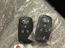４ＷＤ　スマートアシスト（ダイハツ予防安全機能）　オートライト／エアコン　両側パワースライドドア　チルトステアリング／シートリフター（秋田県）の中古車