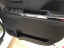 ４ＷＤ　オートエアコン／ライト　ＬＥＤヘッドライト／フォグランプ　両側電動スライドドア　運転席・助手席シートヒーター　チルトステアリング　運転席シートリフター　ＵＧＰ（秋田県）の中古車