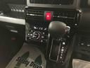 4WD オートエアコン/ライト LEDヘッドライト/フォグランプ 運転席・助手席シートヒーター 両側電動スライドドア チルトステアリング 運転席シートリフター リモコンエンジンスターター(秋田県)の中古車
