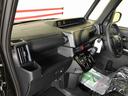 ４ＷＤ　ディスプレイオーディオ　オートエアコン／ライト　ＬＥＤヘッドライト／フォグランプ　両側電動スライドドア　運転席・助手席シートヒーター　アップグレードパック　チルトステアリング（秋田県）の中古車