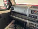 パートタイム４ＷＤ　スマアシ（衝突安全防止機能）５速マニュアル　純正ＡＭＦＭ　マニュアルエアコン　オートライト　ハロゲンヘッドランプ　荷台灯　リヤ４枚リーフスプリング　デュアルエアバ　コーナーセンサー（秋田県）の中古車