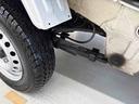 パートタイム４ＷＤ　ハロゲンヘッドライト　マニュアルエアコン　純正ラジオ　リヤ４枚リーフスプリング　コーナーセンサー　オートライト／ハイビーム　ストロング防錆　ＶＳＣ（横滑り防止機能）（秋田県）の中古車