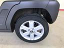 ４ＷＤ　ＤＶＤチューナー　ＬＥＤヘッドライト／フォグランプ　オートエアコン／ライト／ハイビーム／電動ドアミラー　運転席・助手席シートヒーター　チルトステアリング　運転席シートリフター　純正アルミ（秋田県）の中古車