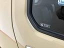 ４ＷＤ　ＤＶＤチューナー　ＬＥＤヘッドライト／フォグランプ　オートエアコン／ライト／ハイビーム／電動ドアミラー　運転席・助手席シートヒーター　チルトステアリング　運転席シートリフター　純正アルミ（秋田県）の中古車