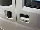 電子制御式４ＷＤ　スマアシ（衝突安全防止機能）　純正ＡＭＦＭチューナー　両側スライドドア　キーフリー　マニュアルエアコン　オートライト　ハロゲンヘッドランプ　電動格納式ドアミラー　セキュリティアラーム（秋田県）の中古車