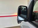 パートタイム４ＷＤ　スマートアシスト（衝突安全防止機能）　ルーフキャリア　純正ＡＭ・ＦＭラジオ　マニュアルエアコン　オートライト　ハロゲンヘッドランプ　前席パワーウィンドウ　コーナーセンサー（秋田県）の中古車