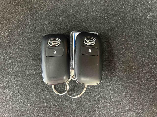 ロッキーＸ２ＷＤ　スマートアシスト（ダイハツ予防安全機能）　オートライト／エアコン　純正ナビ／ドラレコ　バックカメラ　ＥＴＣ　左右シートヒーター　ステアリングオーディオスイッチ　ＵＳＢ　ＬＥＤヘッドランプ（秋田県）の中古車