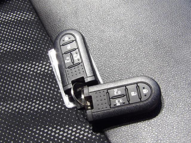 タントカスタムＸ　トップエディションＶＳ　ＳＡIII４ＷＤ　ＬＥＤヘッドライト　両側パワースライドドア　純正ナビ　パノラマ　フルセグＴＶ　　専用１４インチアルミホイール　プッシュボタンスタート　オートエアコン　シートヒーター　ハーフビニールレザーシート（岩手県）の中古車