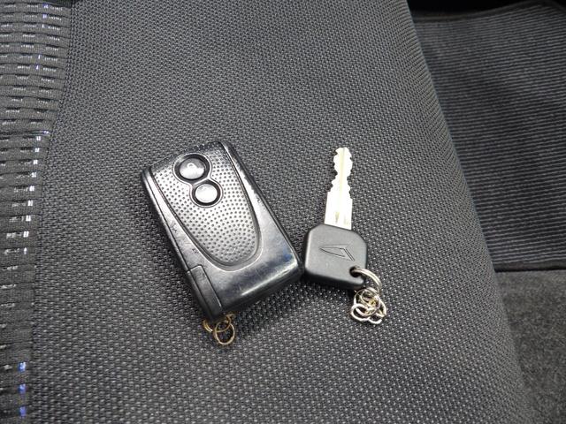 ムーヴカスタム Xリミテッド4WD HIDヘッドライト 14インチアルミ 純正エアロ スマートキー オートエアコン エコアイドル 自発光式メーター(岩手県)の中古車