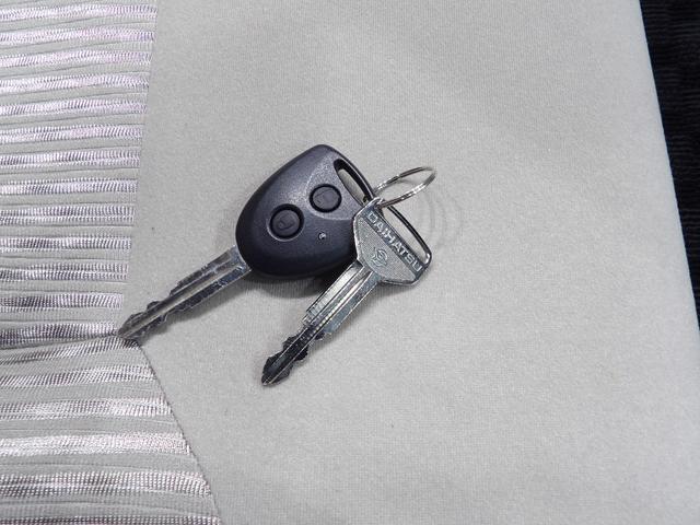 ムーヴＬ　ＳＡIII４ＷＤ　キーレスエントリー　ＣＤチューナー　オートハイビームヘッドライト　シートヒーター（岩手県）の中古車