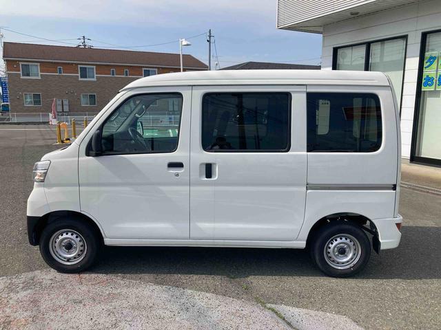 ハイゼットカーゴＤＸ　ＳＡIII４ＷＤ　５ＭＴ　オーディオレス（岩手県）の中古車