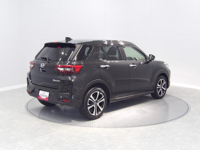 ロッキーG5人乗り 衝突回避支援システムスマートアシスト LEDヘッドランプ 17インチアルミホイール プッシュボタンスタート オートエアコン シートヒーター イモビライザー機能付きキーフリーシステム(岩手県)の中古車