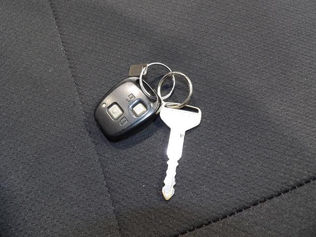 ハイゼットカーゴDX4WD 4AT エアコン パワステ キーレスエントリー エアバッグ ABS ラジオ 両側スライドドア(岩手県)の中古車