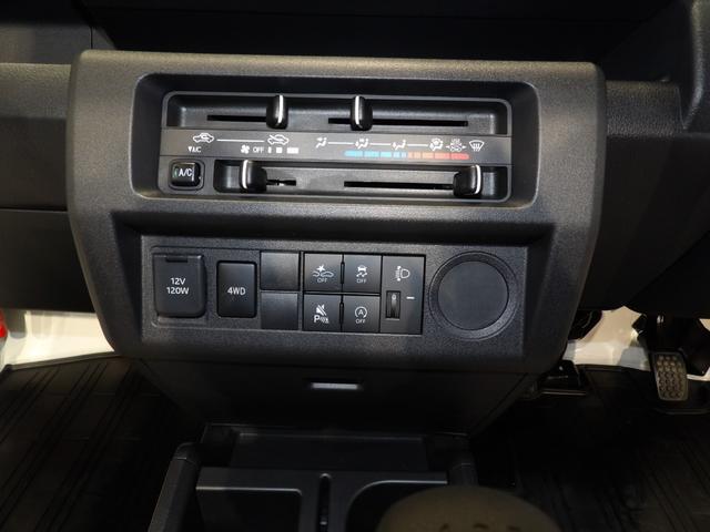 ハイゼットトラックスタンダード４ＷＤ　５ＭＴ　スマートアシスト　衝突回避支援　エアコン　パワステ　ＴＲＣ　ＶＳＣ　アイドリングストップ　クリアランスソナー（岩手県）の中古車