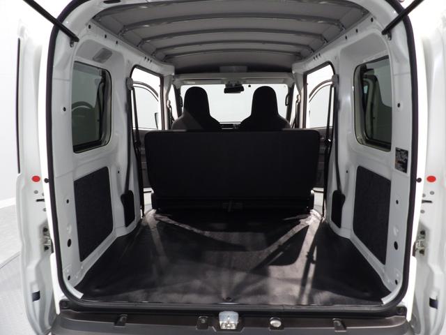 ハイゼットカーゴＤＸ４ＷＤ　ＣＶＴ　スマートアシスト　キーレスエントリー　フロントパワーウィンドウ　ＶＳＣ　ＴＲＣ　エコアイドル　運転席　助手席エアバッグ　ＡＢＳ　集中ドアロック　ＡＭ／ＦＭラジオ　荷室灯（岩手県）の中古車