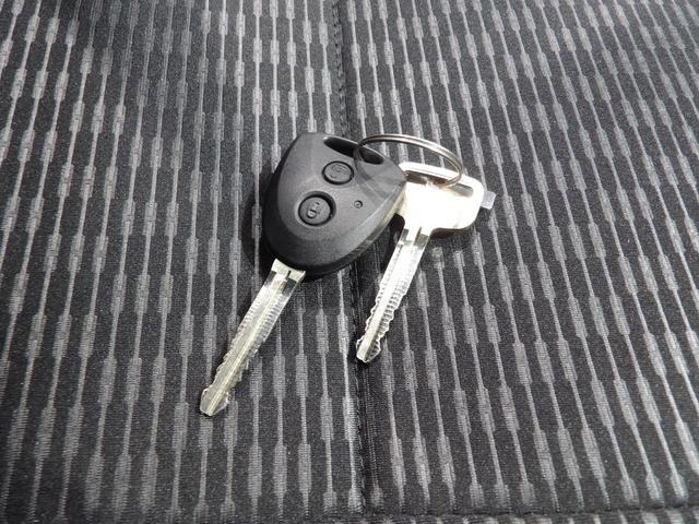 ハイゼットカーゴＤＸ電子制御４ＷＤ　ＣＶＴ　視界補助パック　スマートインナーミラー　助手席シートスライド＆リクライニング　リアヒーター　全ドア連動パワードアロック　ＡＭＦＭラジオ　衝突回避支援システムスマートアシスト（岩手県）の中古車