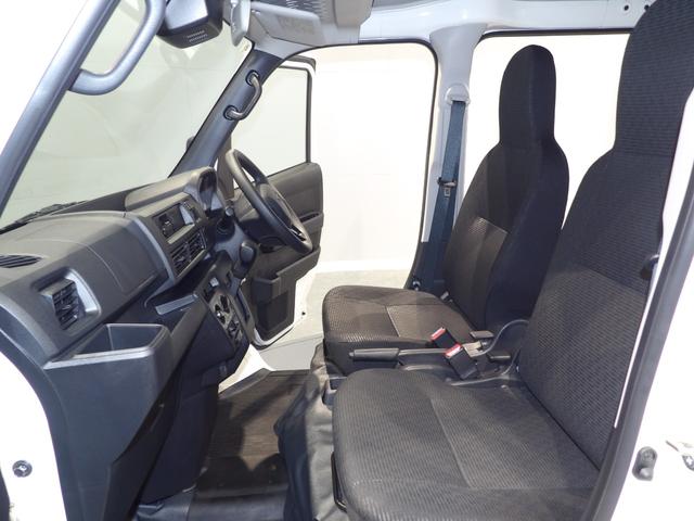 ハイゼットカーゴＤＸ４ＷＤ　ＣＶＴ　スマートアシスト　クリアランスソナー　衝突回避支援システム　キーレス　パワーウィンドウ　集中ドアロック　アイドリングストップ　横滑り防止装置（岩手県）の中古車
