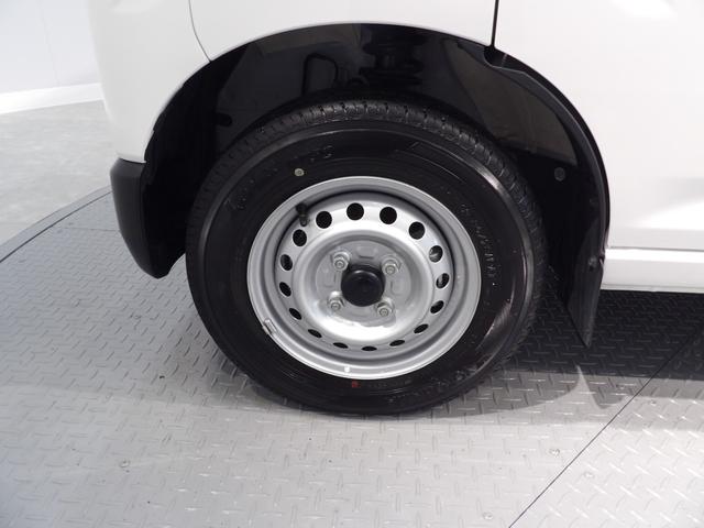 ハイゼットカーゴＤＸ４ＷＤ　スマートアシスト　クリアランスソナー　ＶＳＣ　ＴＲＣ　フロントパワーウインドウ　キーレスエントリー　　ＡＭ／ＦＭラジオ　荷室ＬＥＤランプ　助手席シートスライド　リヤヒーター（岩手県）の中古車