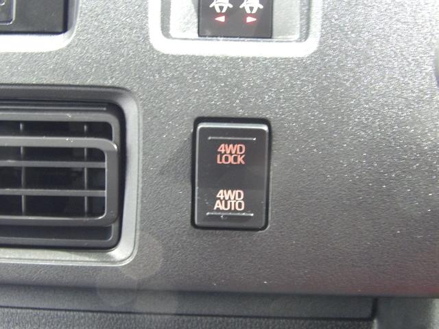 ハイゼットカーゴＤＸ４ＷＤ　スマートアシスト　クリアランスソナー　ＶＳＣ　ＴＲＣ　フロントパワーウインドウ　キーレスエントリー　　ＡＭ／ＦＭラジオ　荷室ＬＥＤランプ　助手席シートスライド　リヤヒーター（岩手県）の中古車