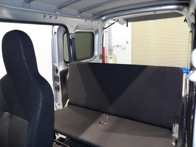 ハイゼットカーゴＤＸ４ＷＤ　ＣＶＴ　衝突被害軽減ブレーキ　オートハイビーム　パワーウィンドウ　キーレス　リアヒーター　ＦＭ　ＡＭ　ラジオ（岩手県）の中古車