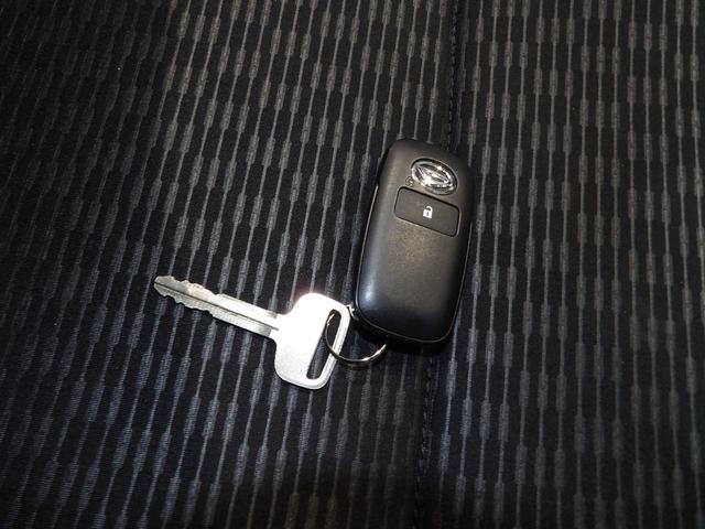 ハイゼットトラックジャンボエクストラ４ＷＤ　ＡＴ　ＬＥＤヘッドライト　プッシュボタンスタート　キーレスエントリー　パワーウィンドウ　　ＬＥＤ荷台大型作業灯　電動格納式ドアミラー　運転席助手席シートスライド＆リクライニング（岩手県）の中古車