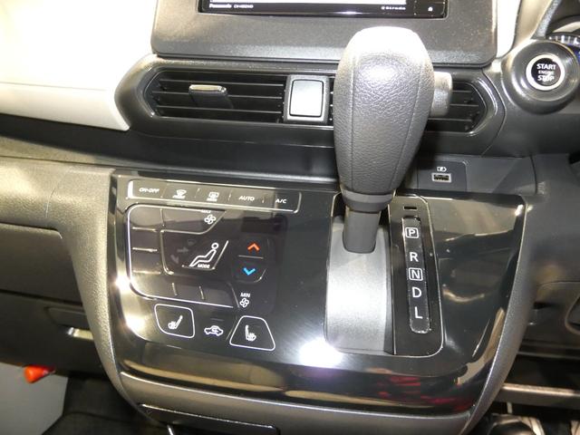 デイズＸ４ＷＤ　ナビ　バックカメラ　インテリジェントキー　衝突回避支援システム　　ＥＴＣ　オートエアコン　アイドリングストップ　シートヒーター（岩手県）の中古車