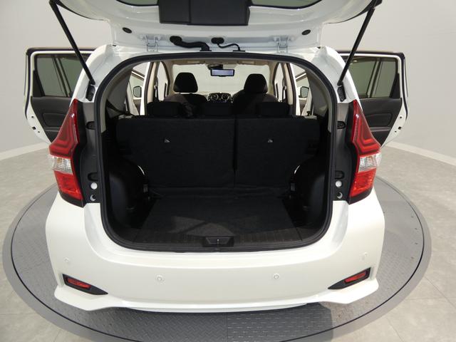 ノートｅ−パワー　Ｘ純正ナビ　純正エンジンスターター　インテリジェントキー　デジタルルームミラー　アラウンドビューモニター（岩手県）の中古車